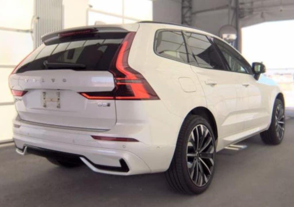 Used 2026 Volvo XC60 B5 Ultra SUV