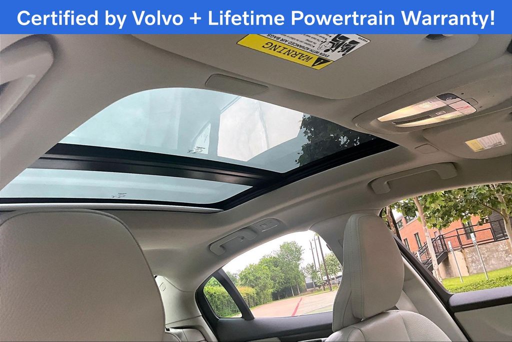 2025 Volvo S60 22