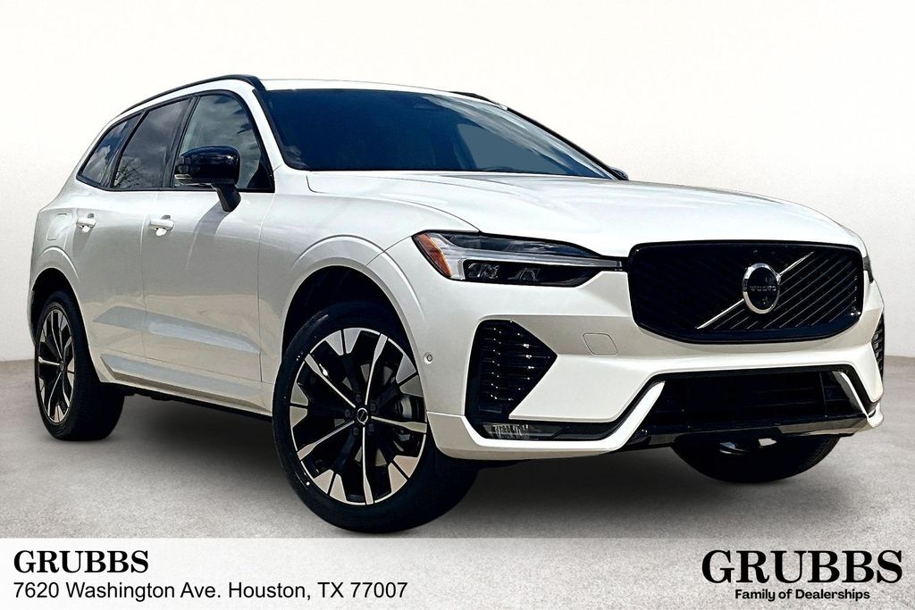 2026 Volvo XC60 B5 Plus Dark AWD's photo