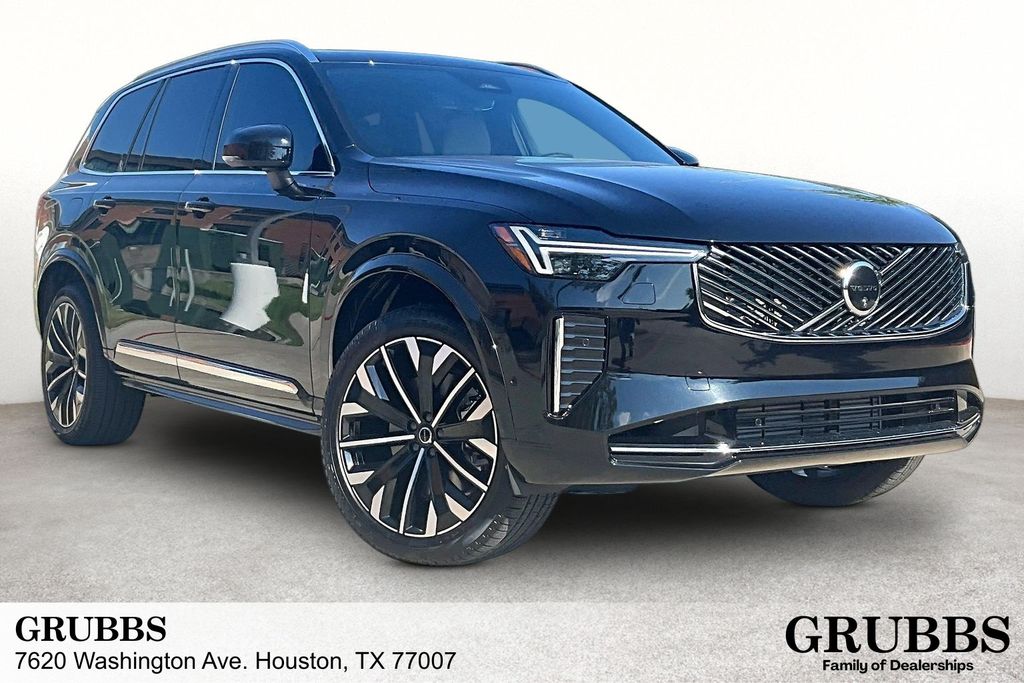 New 2026 Volvo XC90 plug-in hybrid T8 Plus 7-Seater