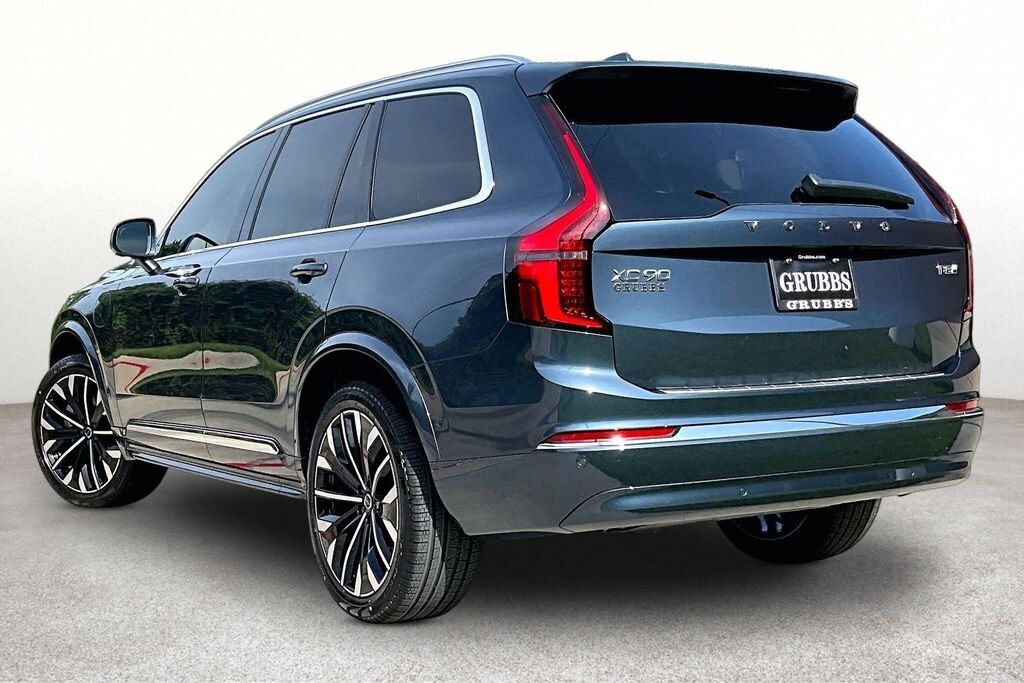 New 2026 Volvo XC90 plug-in hybrid T8 Plus 7-Seater SUV