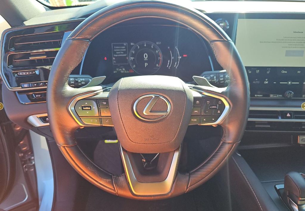 2024 Lexus RX 350 Premium photo 4