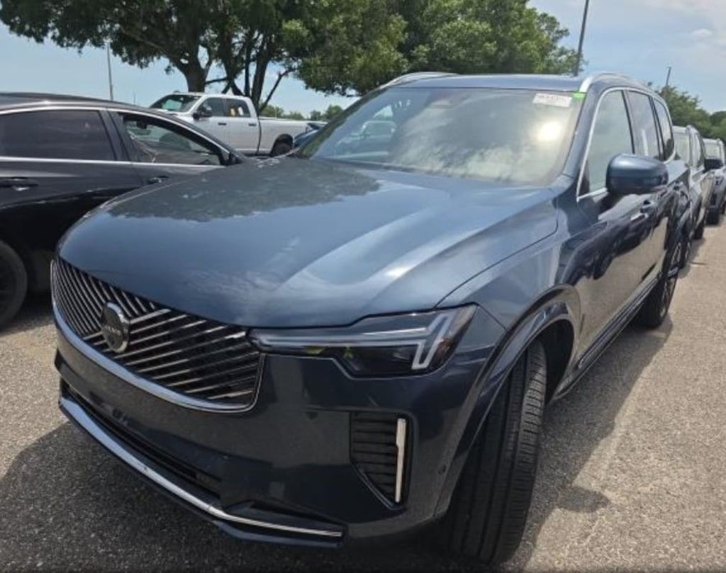 Used 2026 Volvo XC90 B6 Plus 7-Seater SUV