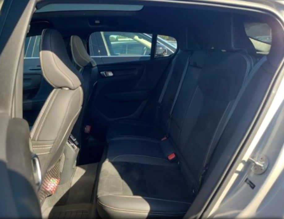 2024 Volvo C40 Recharge Plus photo 4