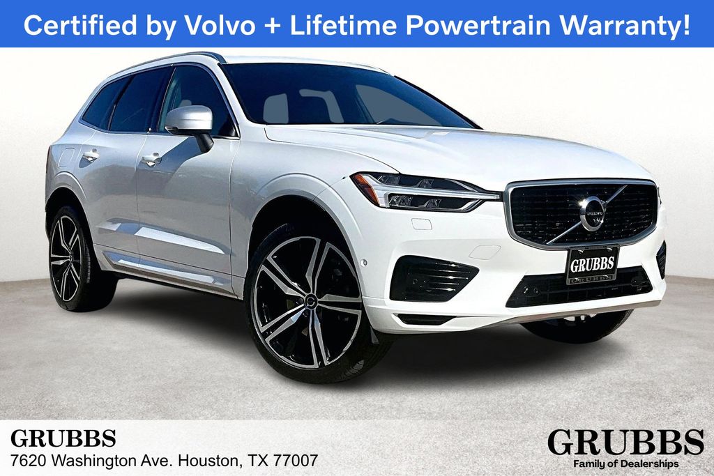 2019 Volvo XC60 R-Design's photo