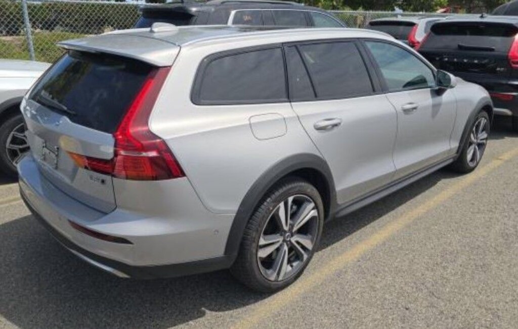 Used 2025 Volvo V60 Cross Country B5 Plus Wagon