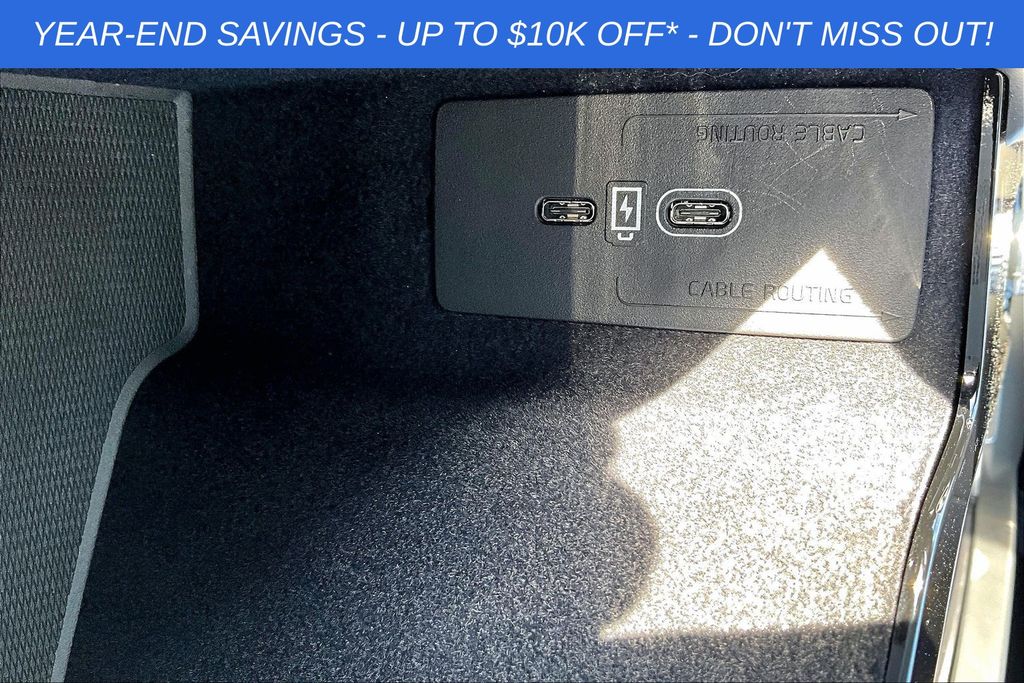 2025 Volvo XC60 Core - Photo 32