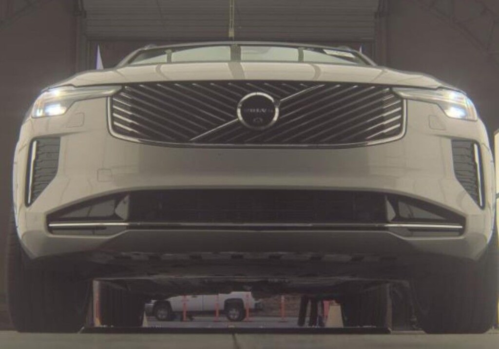 Used 2025 Volvo XC90 B6 Plus 7-Seater SUV