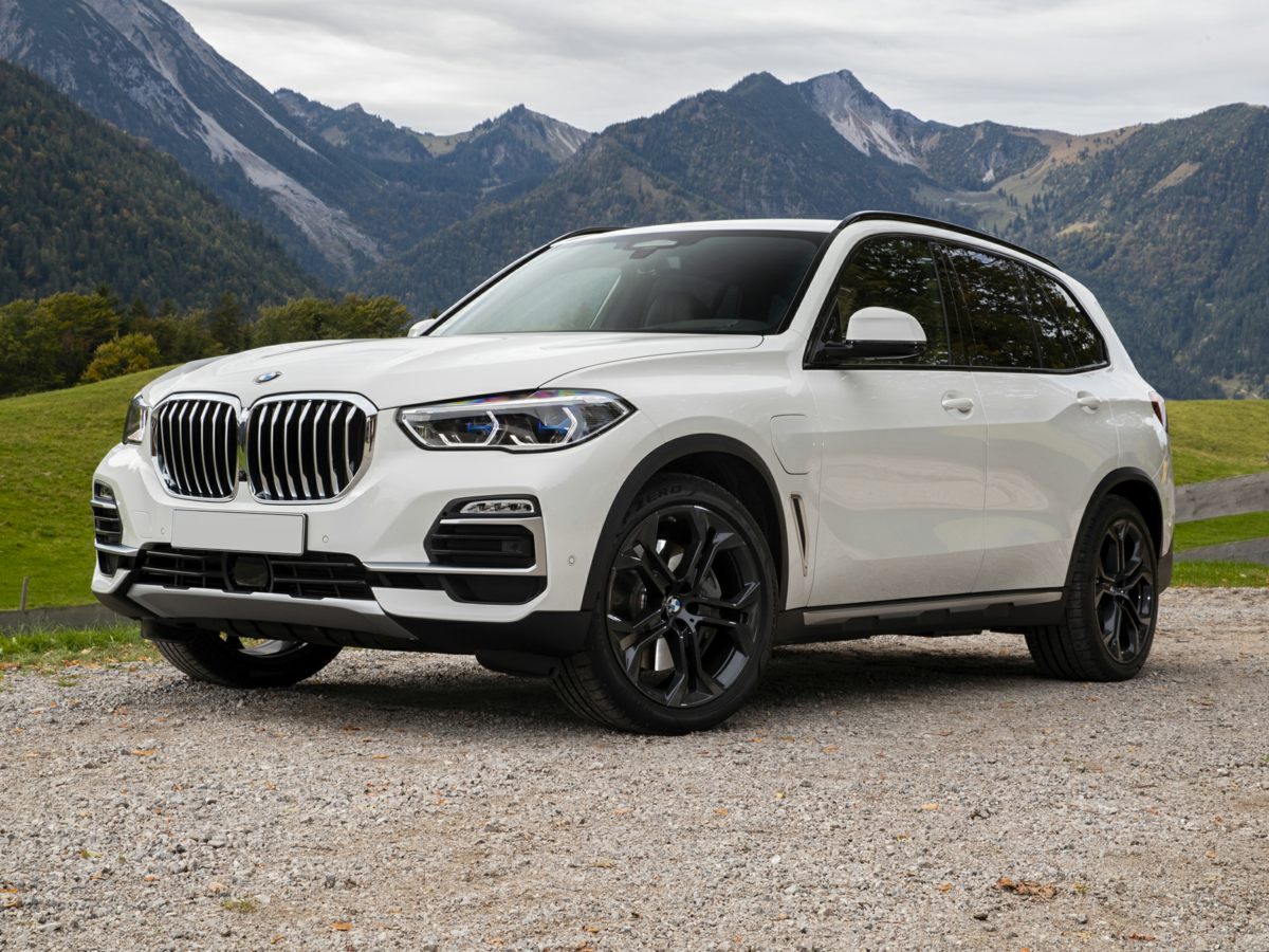 2022 BMW X5 45e's photo