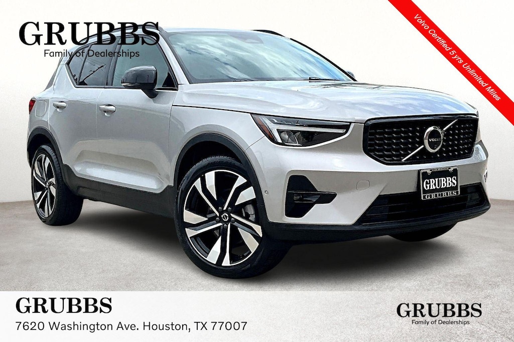 Certified 2025 Volvo XC40 Plus Dark Theme SUV