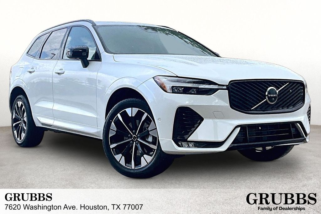 2026 Volvo XC60 B5 Plus Dark AWD's photo