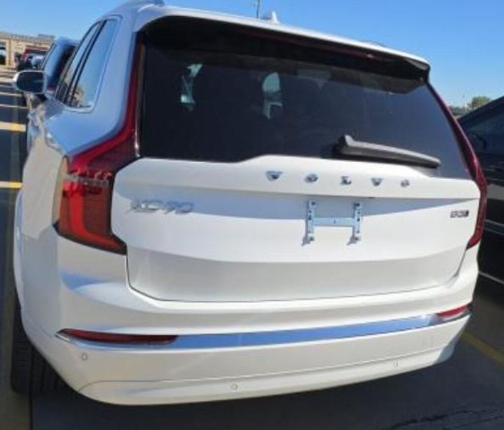Used 2025 Volvo XC90 Plus SUV