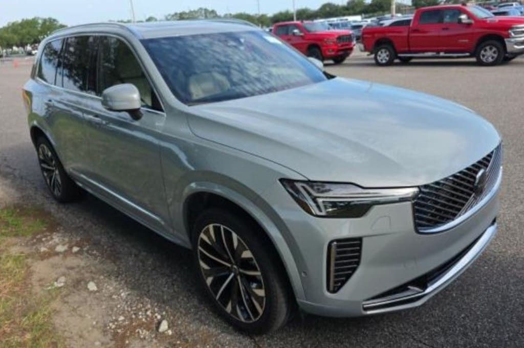Used 2026 Volvo XC90 B6 Plus 7-Seater SUV