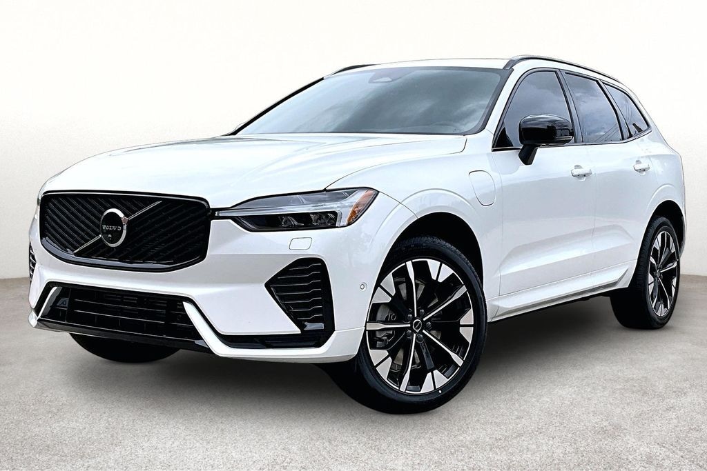New 2026 Volvo XC60 plug-in hybrid T8 Plus SUV