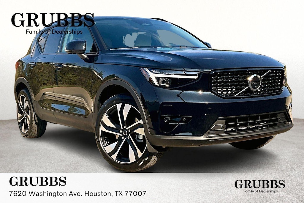 New 2026 Volvo XC40 B5 Ultra SUV