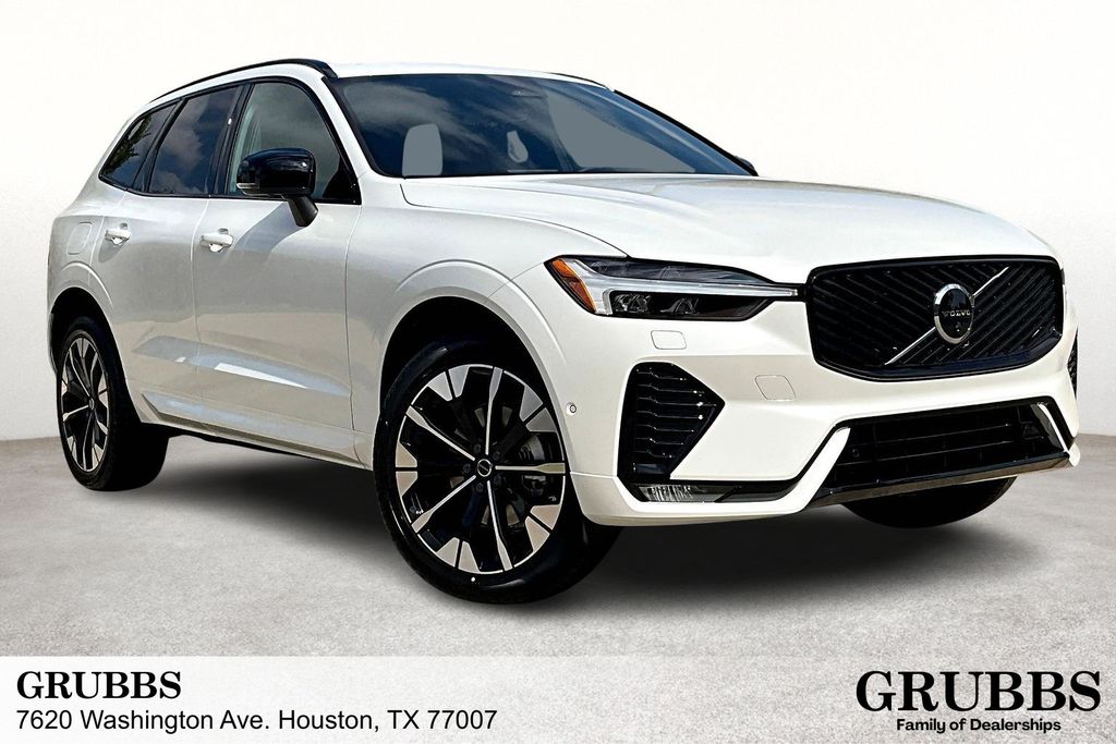 2026 Volvo XC60 Plus's photo