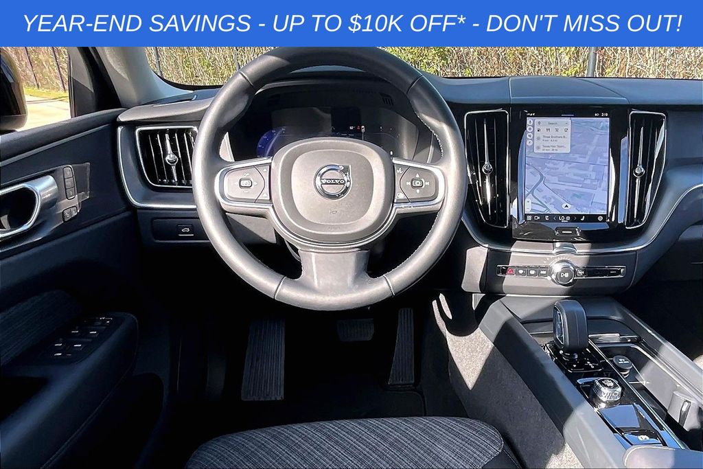 2025 Volvo XC60 Core - Photo 7