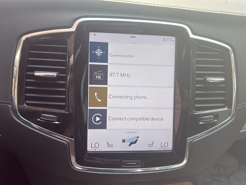 2020 Volvo XC90 Inscription photo 2