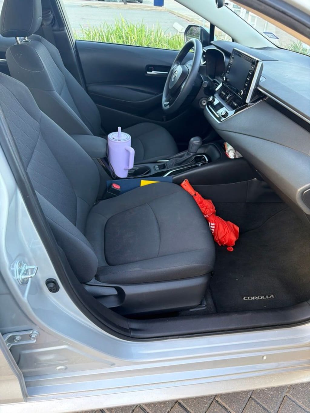 Used 2021 Toyota Corolla LE Sedan