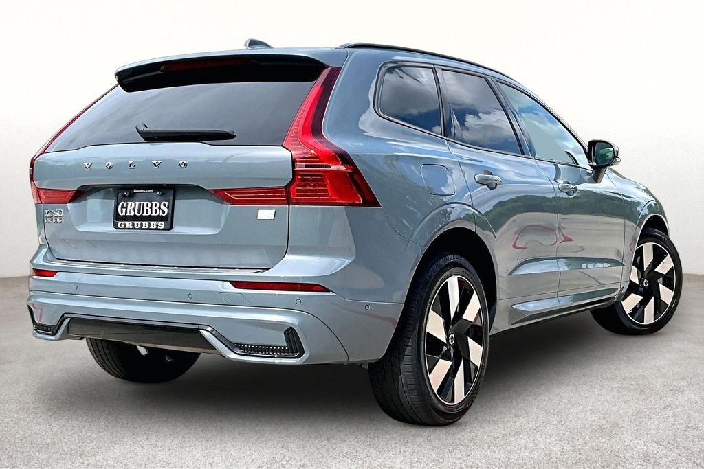 Used 2024 Volvo XC60 Recharge Plug-In Hybrid T8 Plus Dark Theme SUV