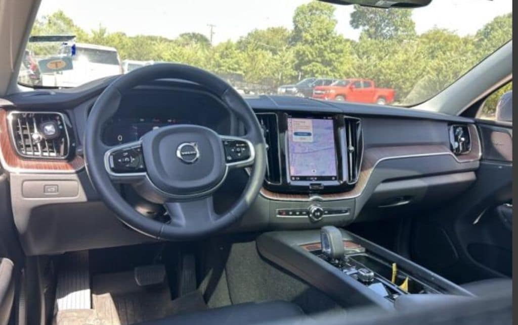 Used 2023 Volvo XC60 B5 Plus Bright Theme SUV