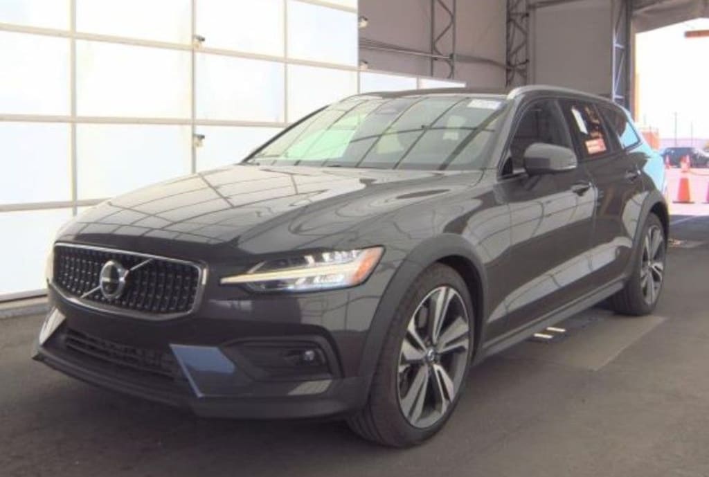 Used 2025 Volvo V60 Cross Country B5 Plus Wagon