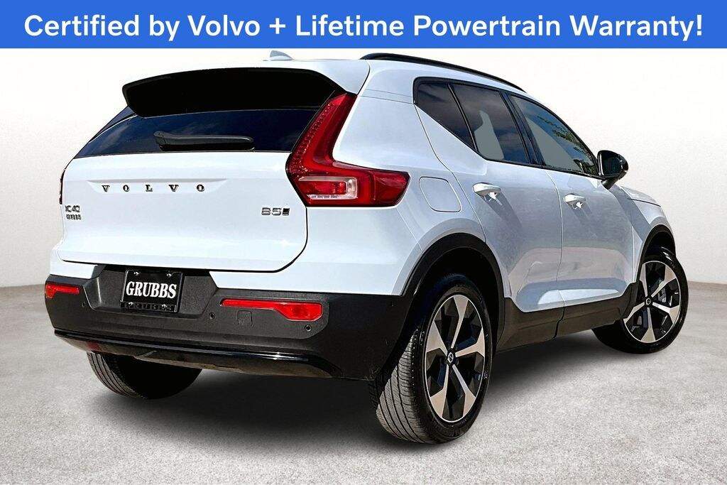 Certified 2025 Volvo XC40 B5 Plus Dark Theme SUV