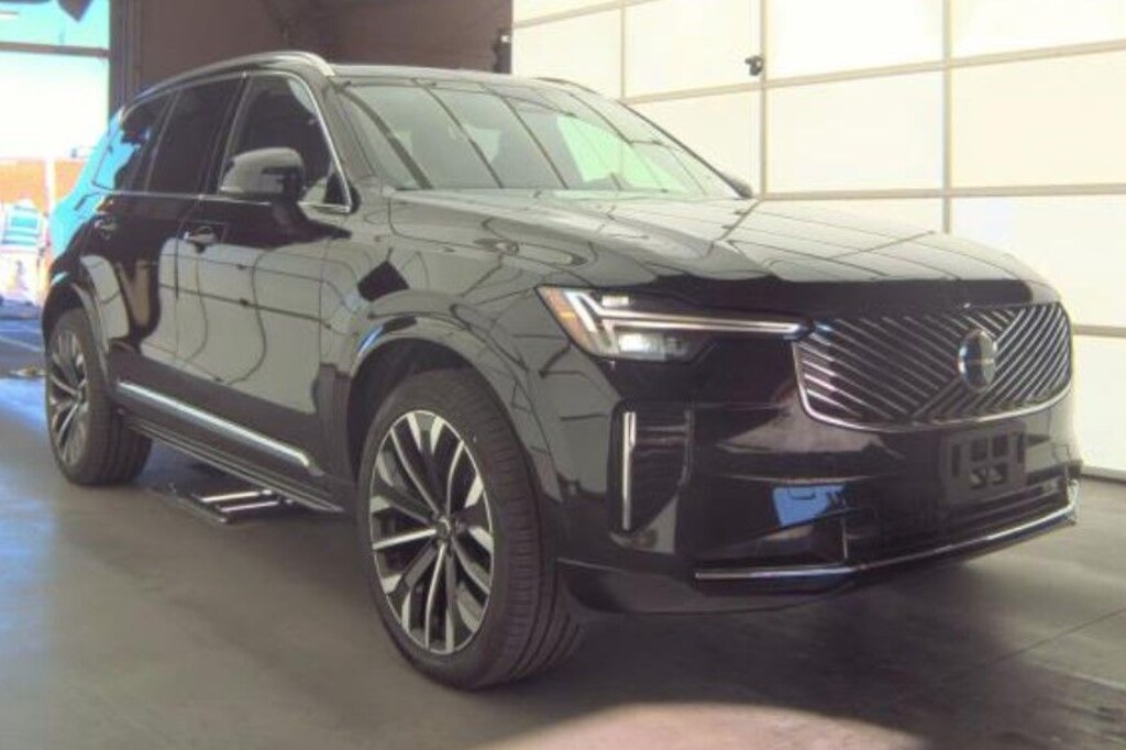 Used 2025 Volvo XC90 B6 Plus 7-Seater SUV