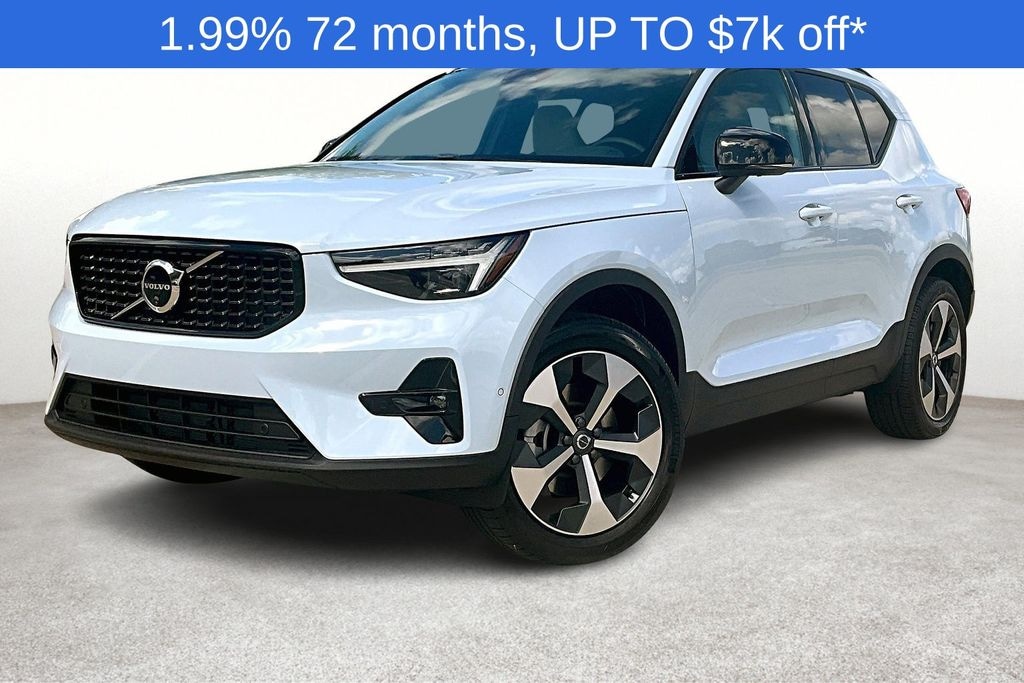 New 2026 Volvo XC40 B5 Plus SUV
