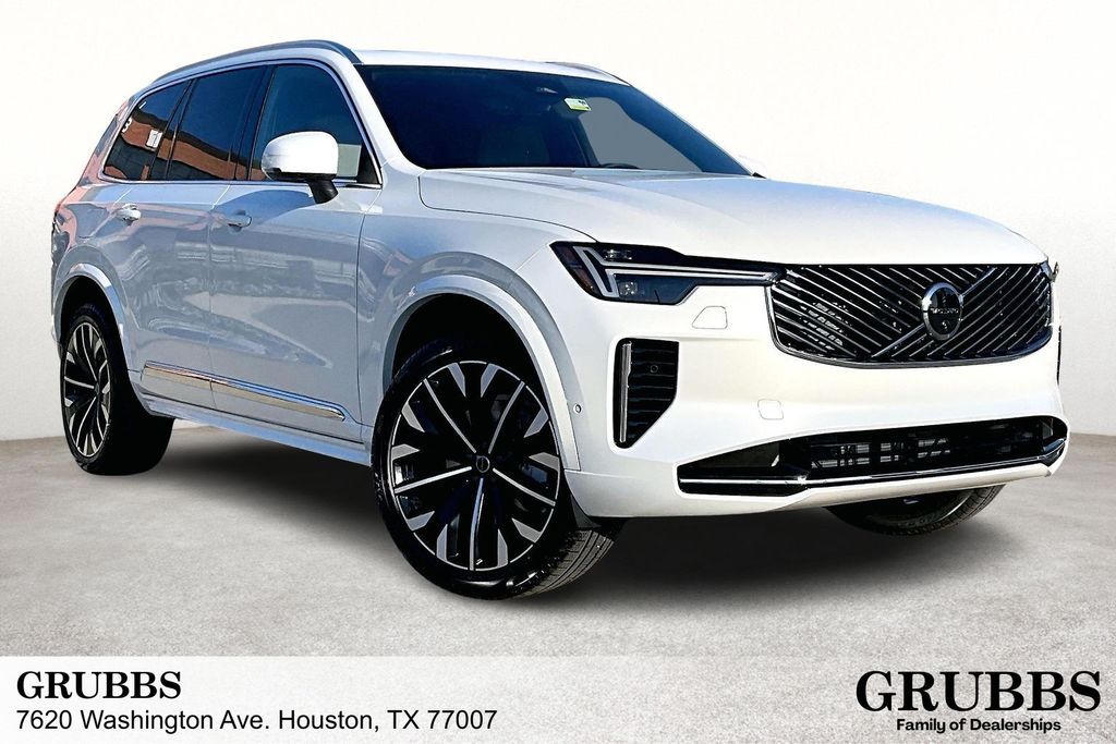 2026 Volvo XC90 Plus's photo