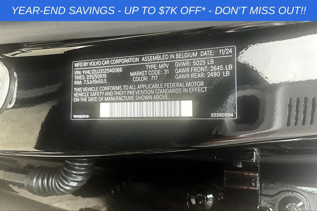 2025 Volvo XC40 Core - Photo 27