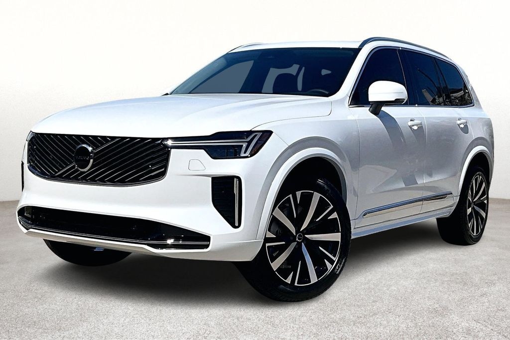 New 2026 Volvo XC90 B5 Core SUV