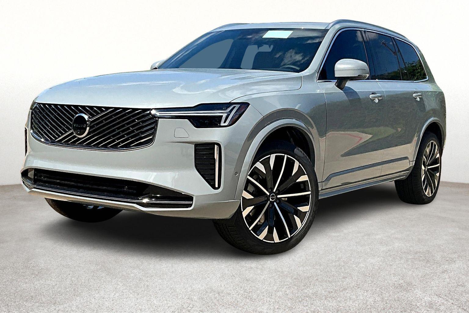 2026 Volvo XC90 Plus photo 2