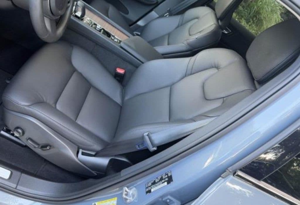Used 2024 Volvo XC60 B5 Plus Dark Theme SUV