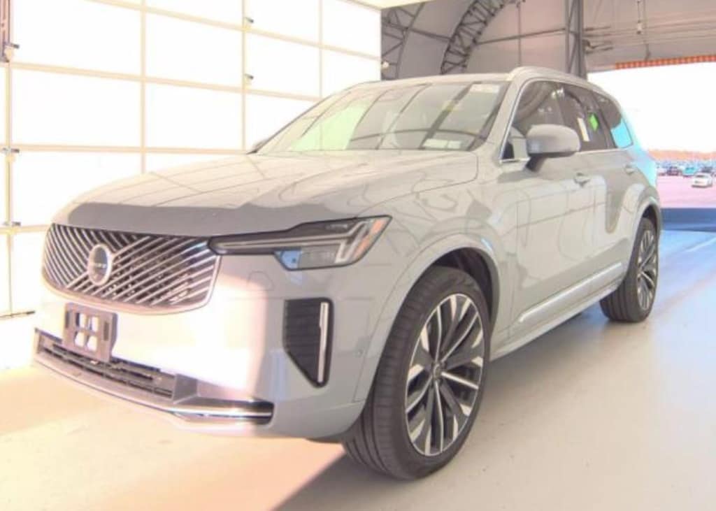 Used 2025 Volvo XC90 Plus SUV