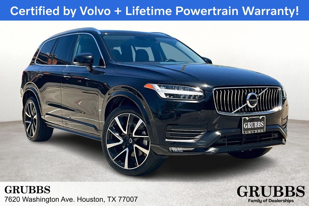 2022 Volvo XC90 Momentum