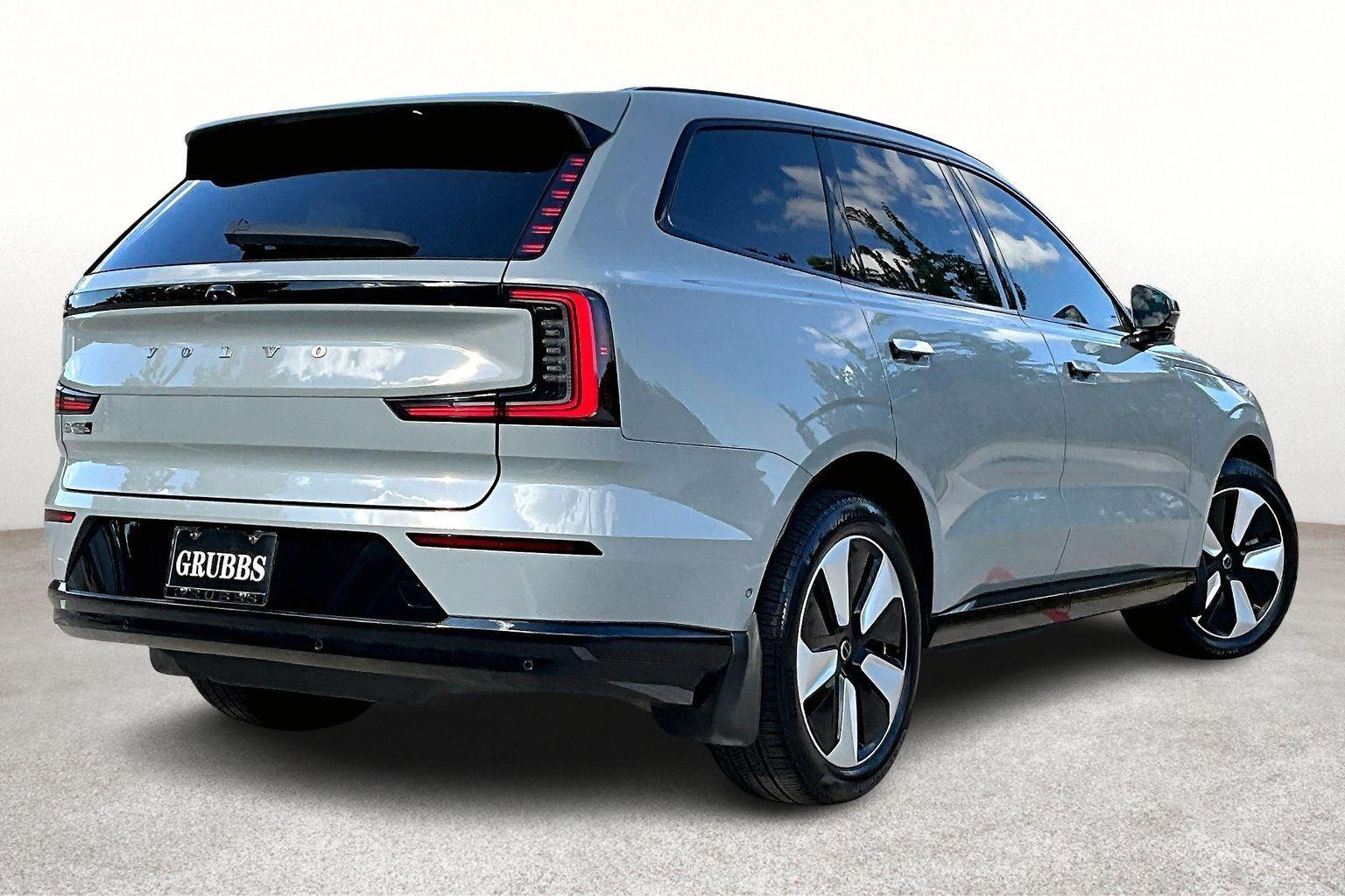 Used 2025 Volvo EX90 Ultra with VIN 7JDEV3VL6SG001117 for sale in Houston, TX