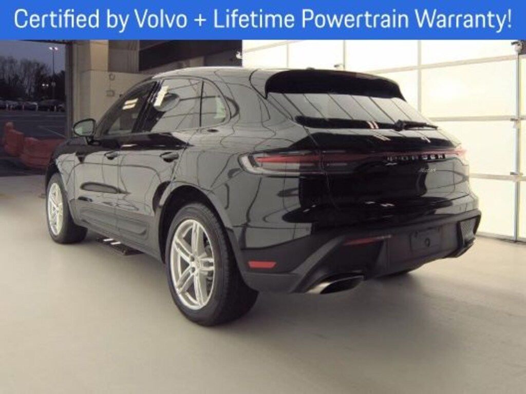 Used 2022 Porsche Macan Base SUV