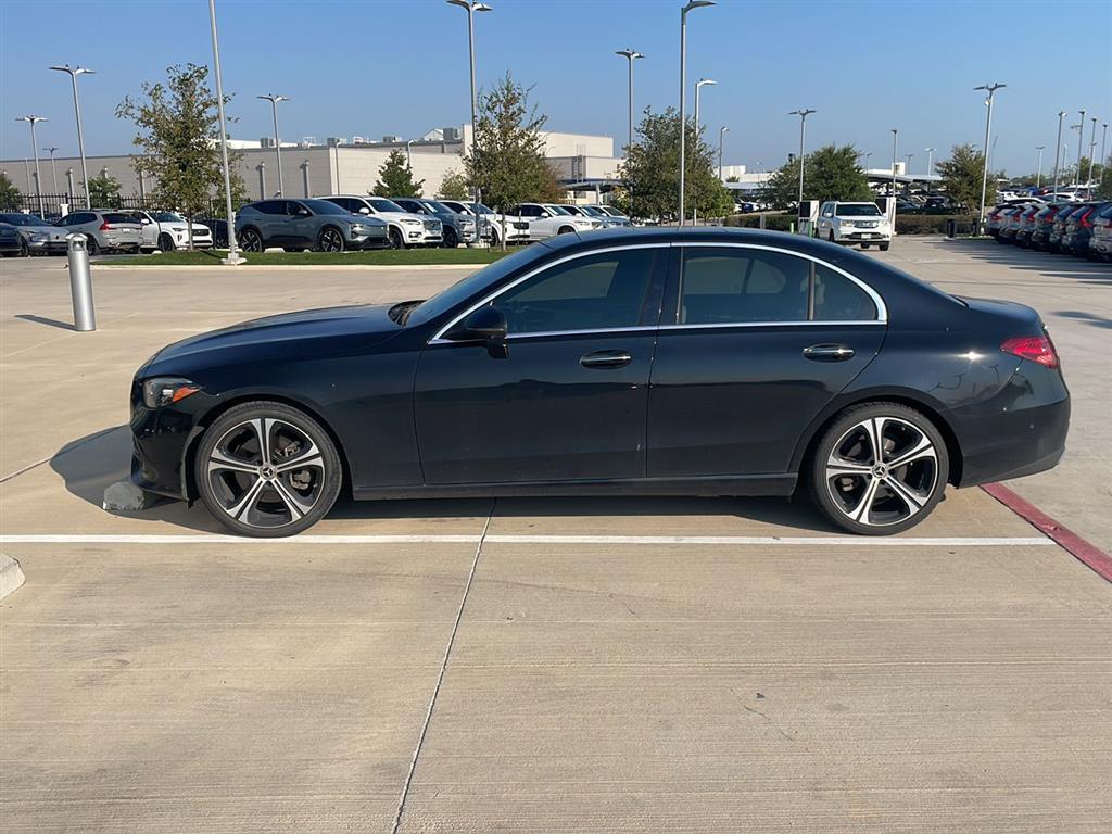2022 Mercedes Benz C 300 photo 2