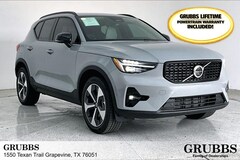 2026 Volvo XC40 B5 Plus AWD SUV