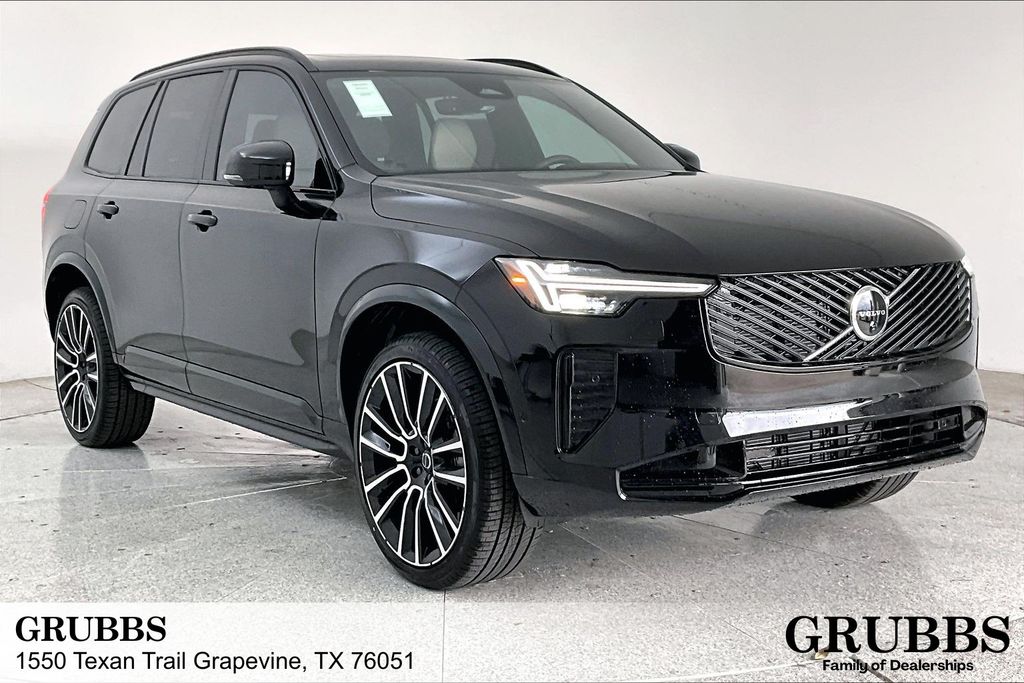 New 2026 Volvo XC90 plug-in hybrid T8 Plus 6-Seater