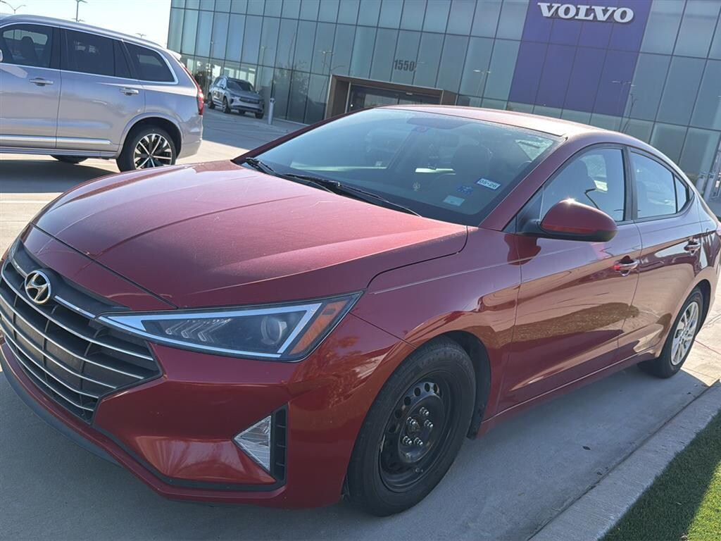 Used 2019 Hyundai Elantra SE Sedan