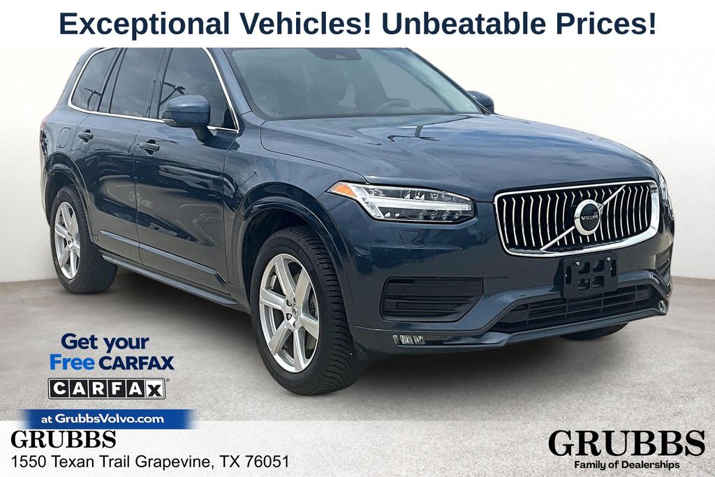 2020 Volvo XC90 T6 Momentum AWD's photo