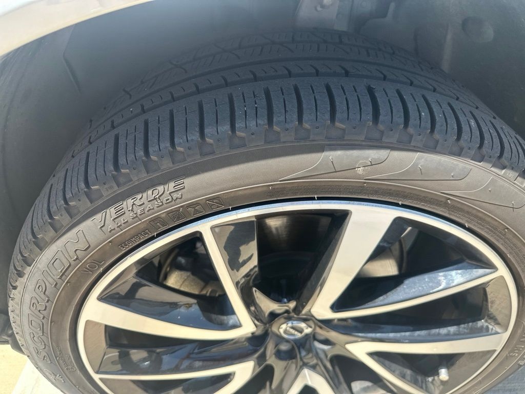 Used 2023 Volvo XC90 B6 Plus 6-Seater SUV