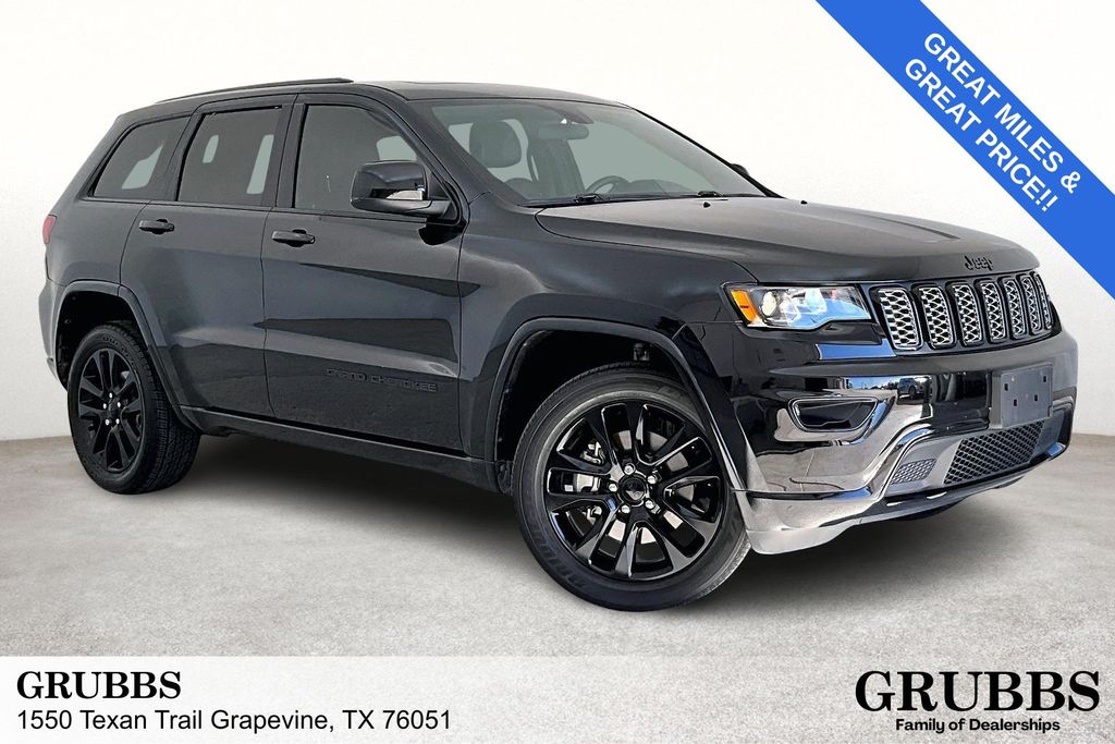 2021 Jeep Grand Cherokee Laredo X's photo