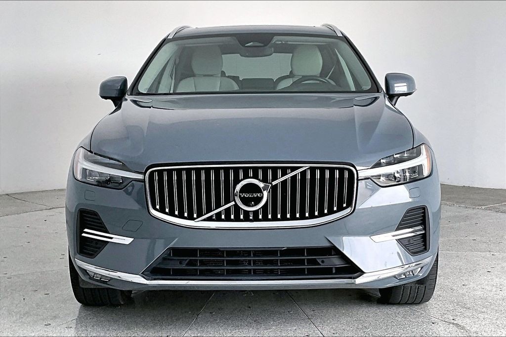 Used 2023 Volvo XC60 B5 Plus Bright Theme SUV
