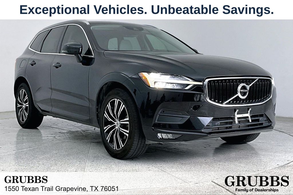 2021 Volvo XC60 T5 Momentum AWD's photo