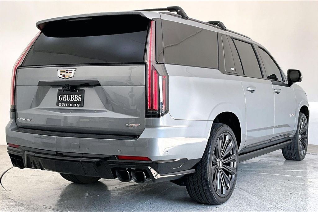 Used 2025 Cadillac Escalade ESV V-Series SUV