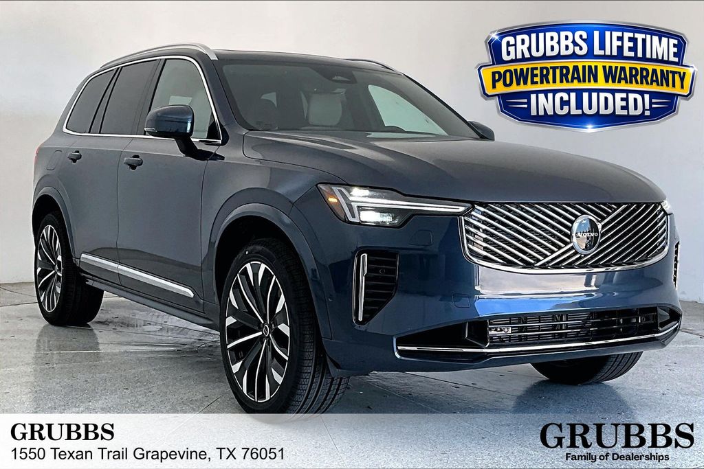 2026 Volvo XC90 B5 Plus Bright 4WD's photo