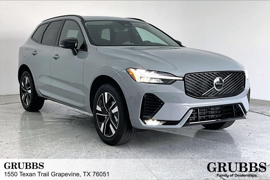 New 2026 Volvo XC60 B5 Core SUV
